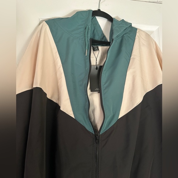 Track jacket - Picture 3 of 5